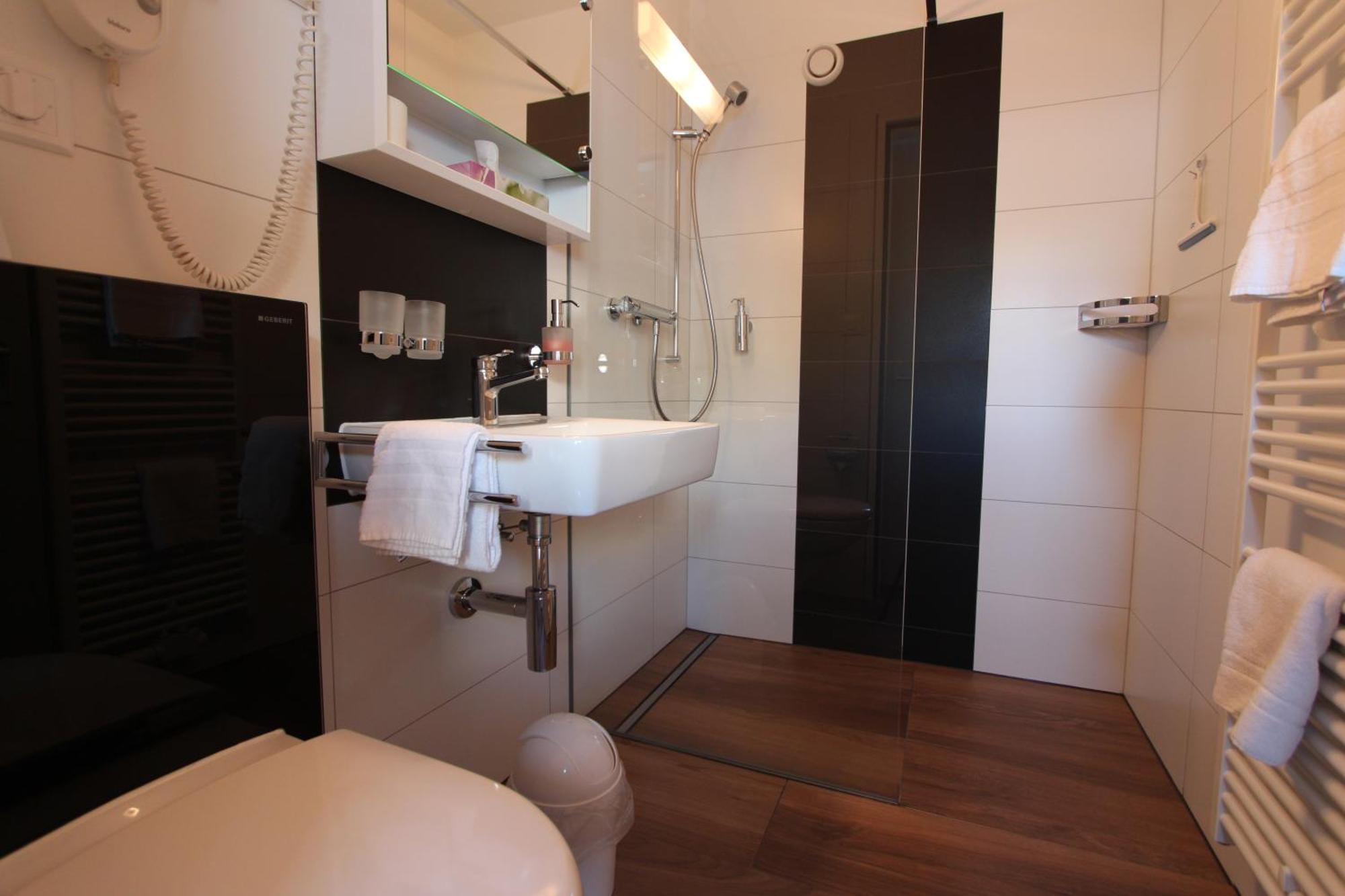 Hotel Al Rom Tschierv Room photo